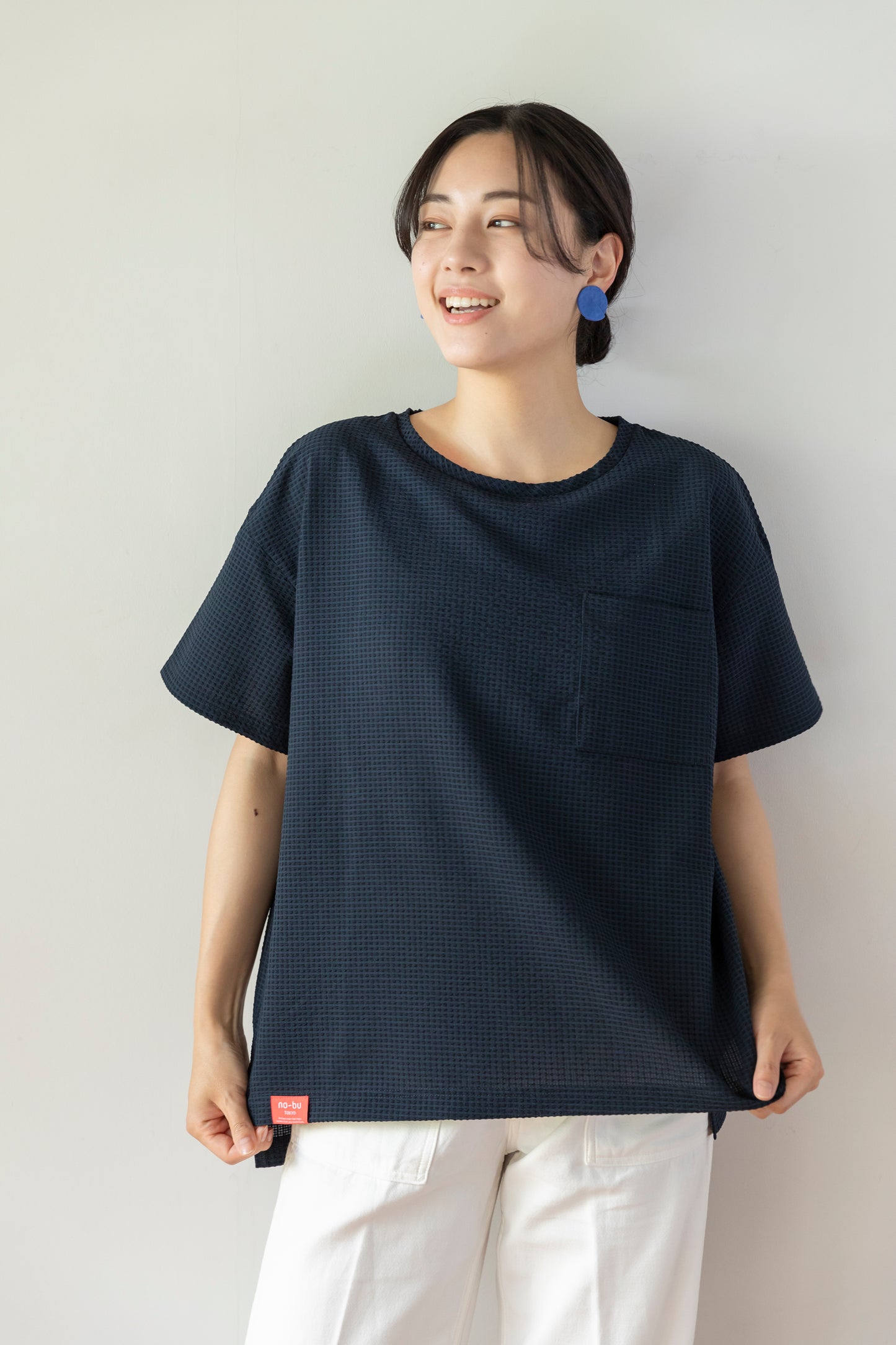 ノーブラで風を感じるそよかぜTシャツ