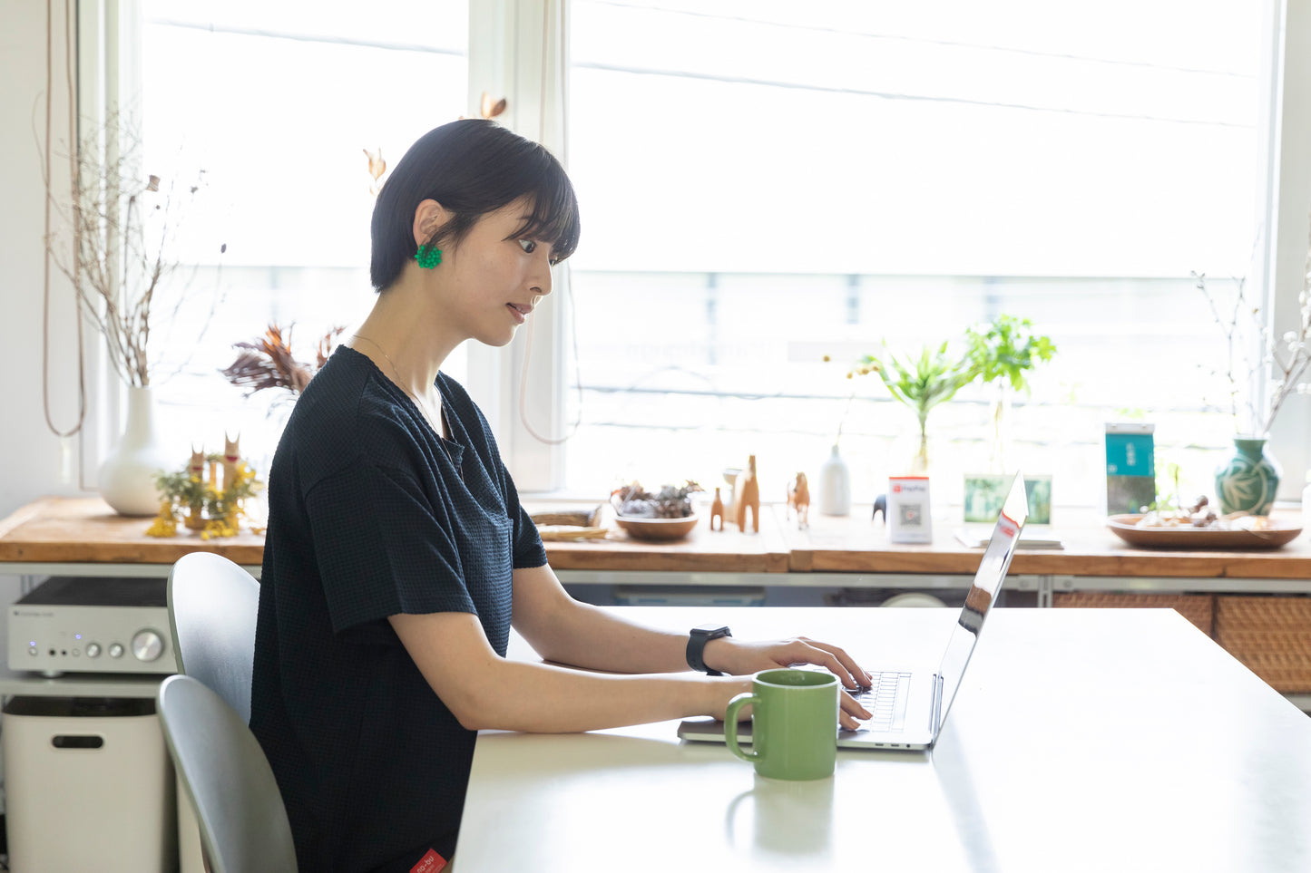 ノーブラで風を感じるそよかぜTシャツ