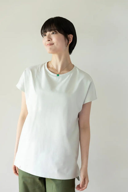 新感覚ノーブラTシャツ（イージーケア）