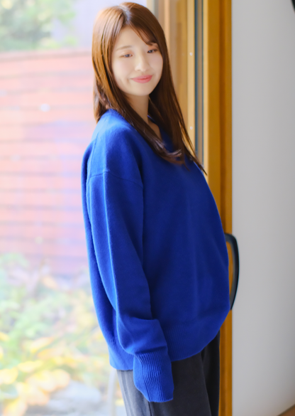 ブラレスセーター（Ｖネック）