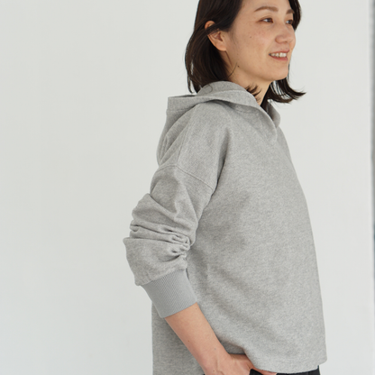 ブラレス・パーカー