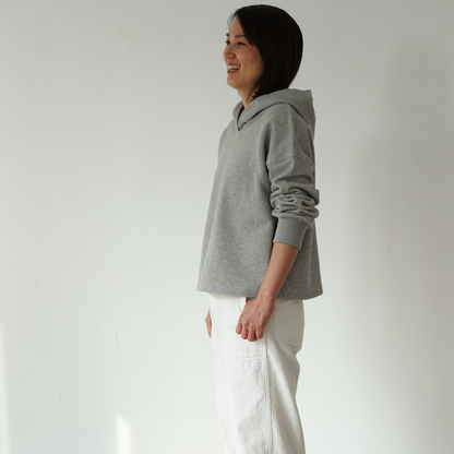 ブラレス・パーカー