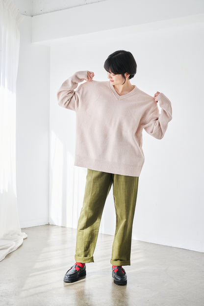 ブラレスセーター（Ｖネック）