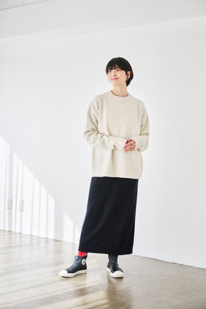 ブラレスセーター（ラウンド）