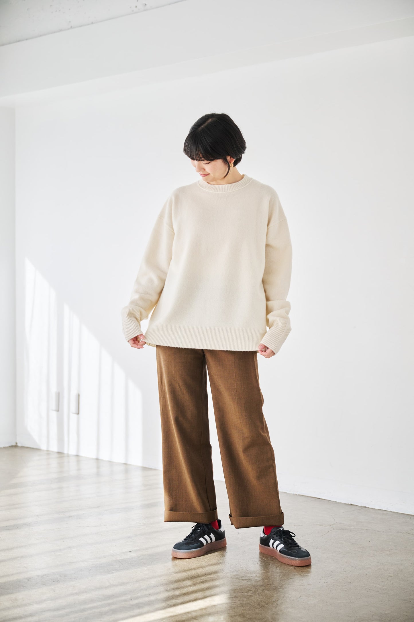 ブラレスセーター（ラウンド）