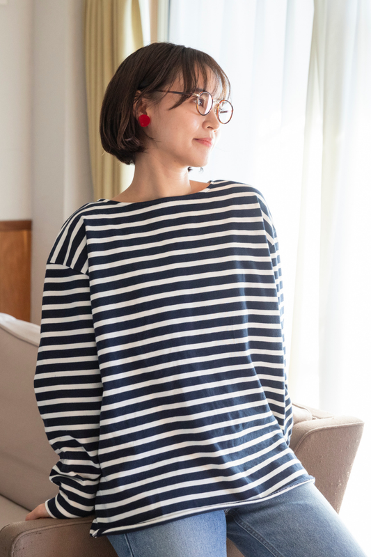 長袖ブラレスカットソー