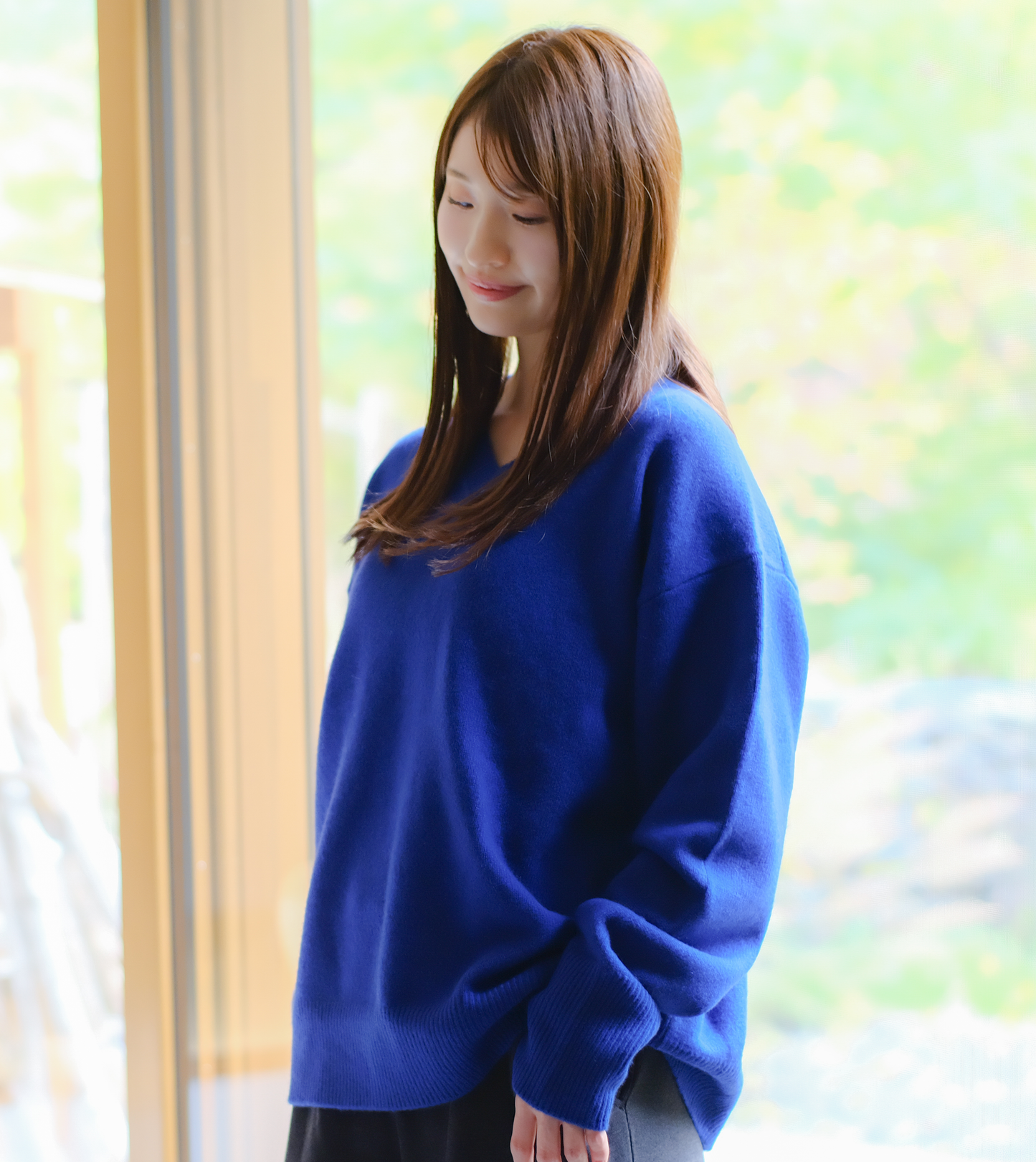 ブラレスセーター（Ｖネック）