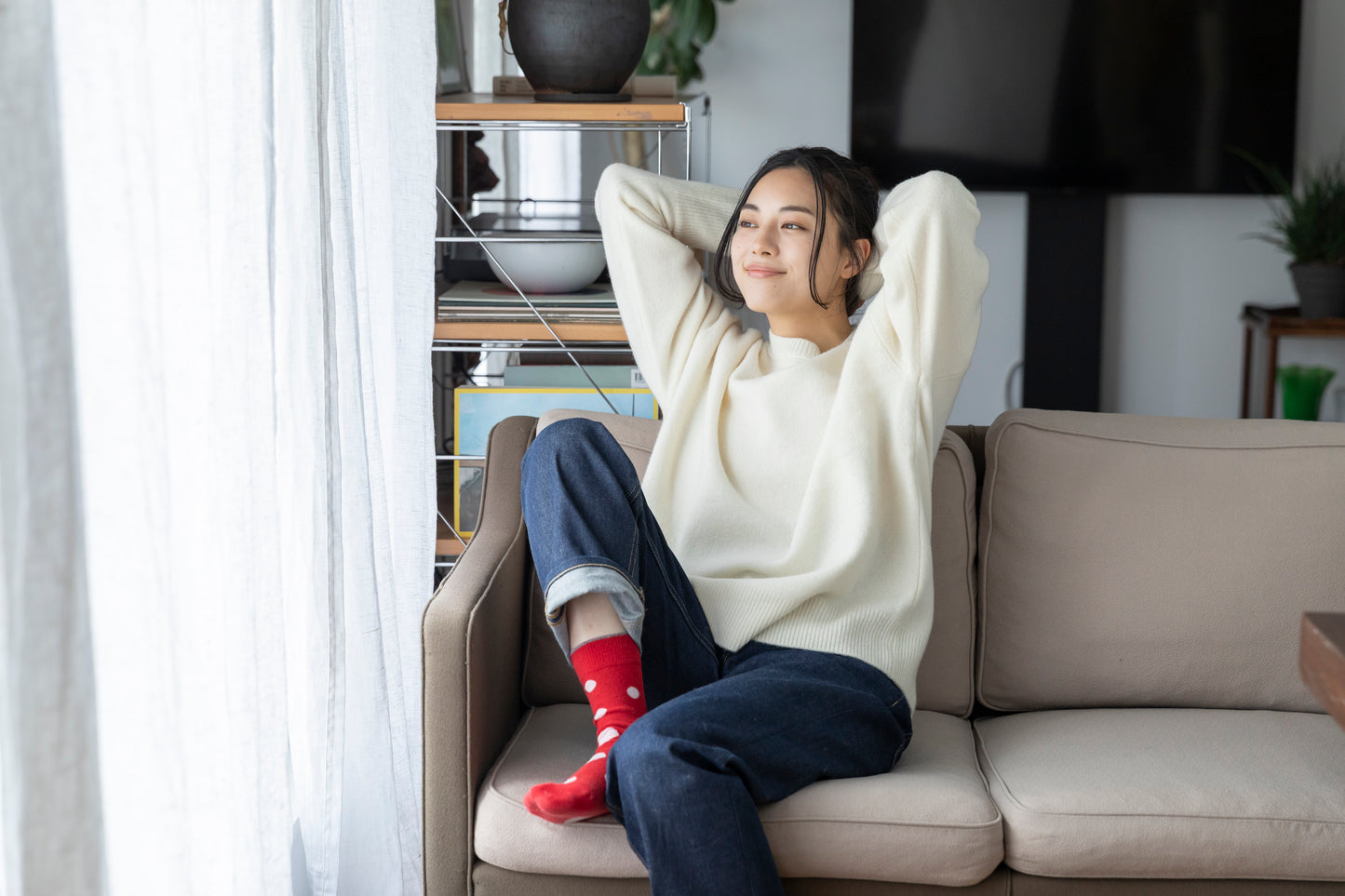 ブラレスセーター（ラウンド）